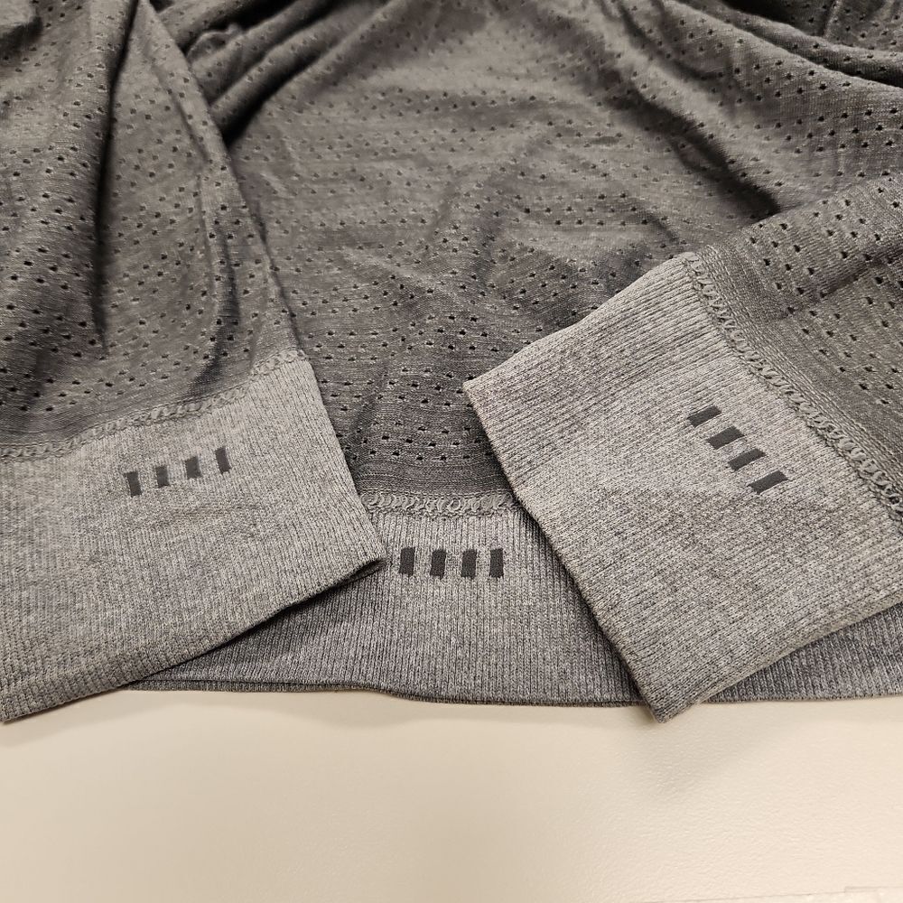 Lululemon Mesh Style L/S Shirt - Picture 8 of 9